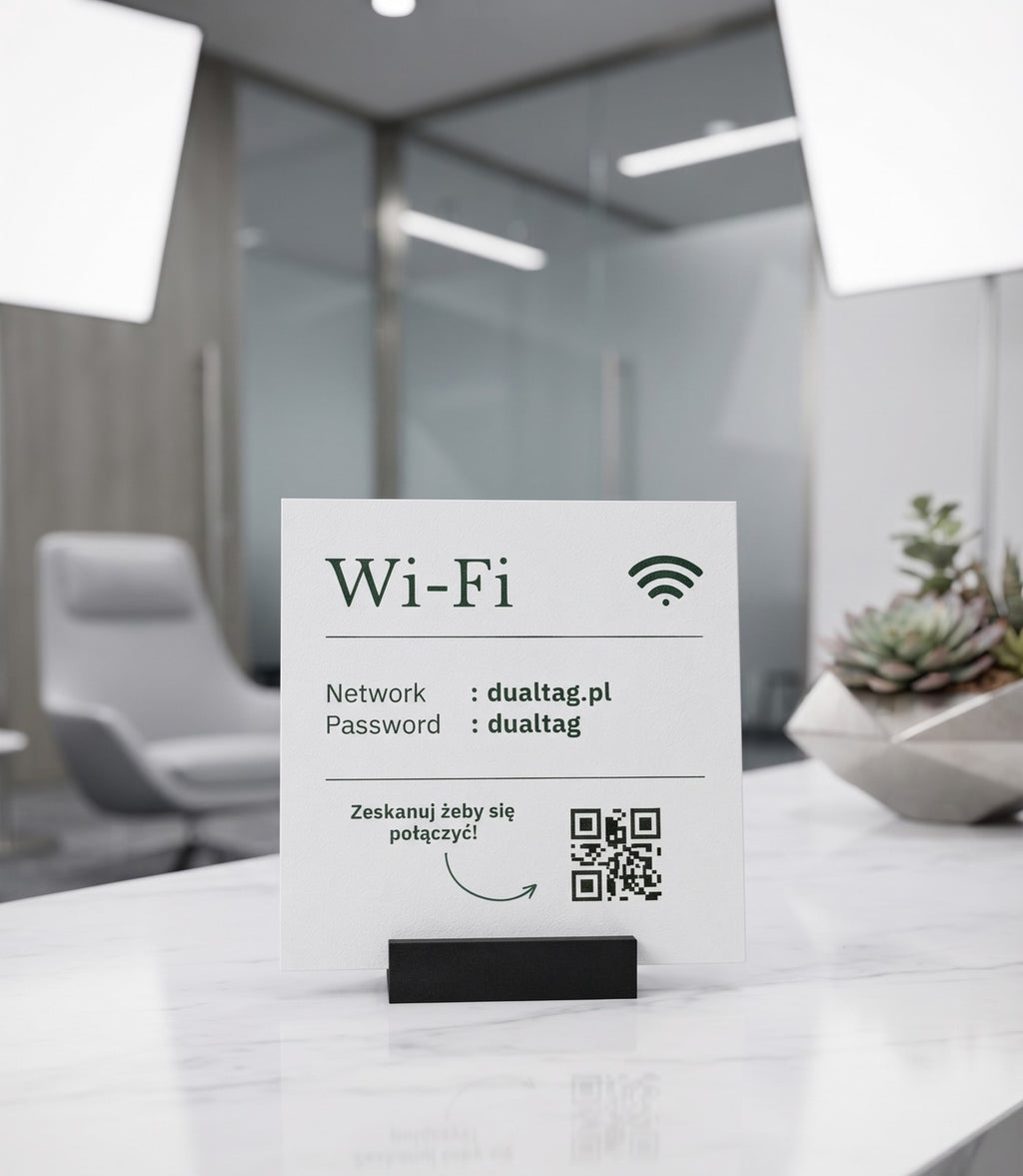Stand informacyjny DualTag z danymi do Wi-Fi na blacie recepcji